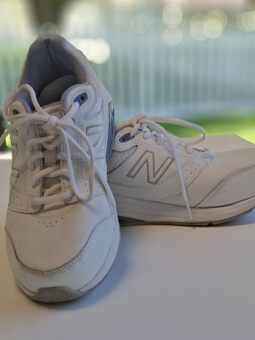 New Balance 928v2 Walking Shoes • Women’s 7 2E Wide • White